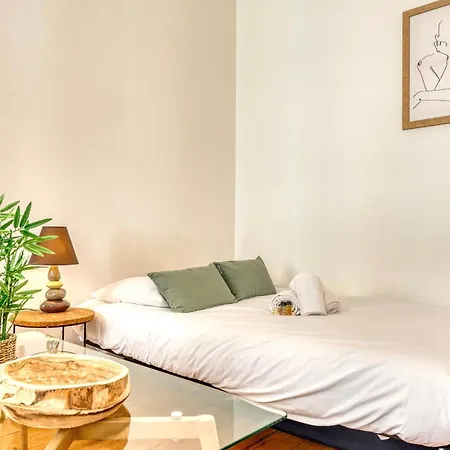 Le Martini - Agreable Au Brotteaux Metro B Apartment *