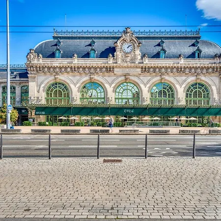 Le Martini - Agreable Au Brotteaux Metro B Apartment
