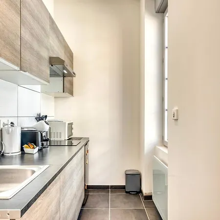 Apartment Le Martini - Agreable Au Brotteaux Metro B Lyon