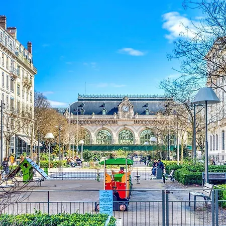 Apartment Le Martini - Agreable Au Brotteaux Metro B